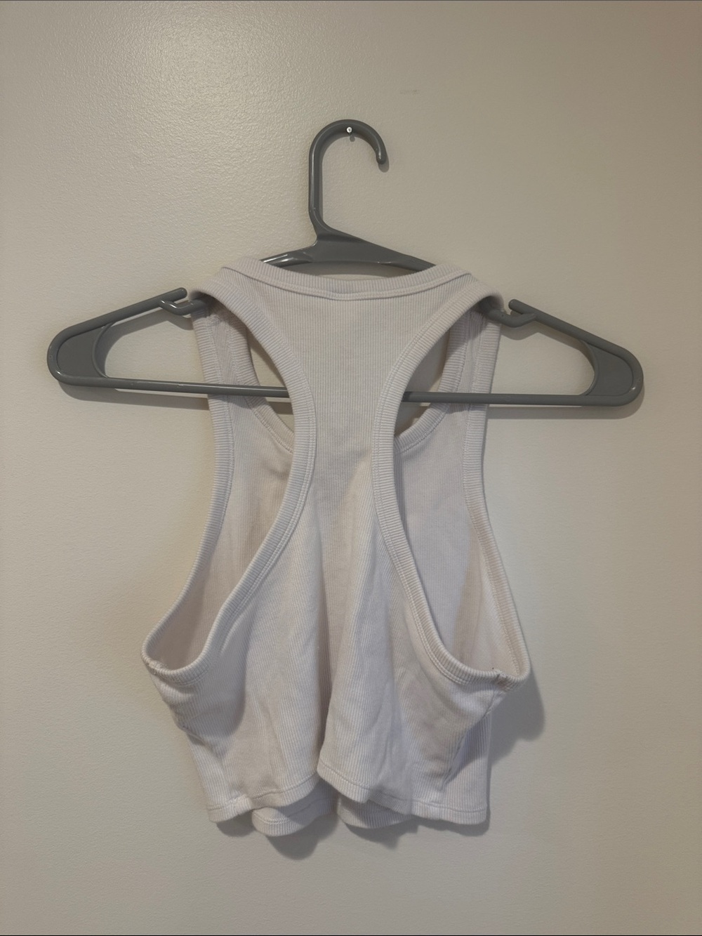ALO Yoga White Ribbed Racerback Crop Tank - Picture 3 of 3